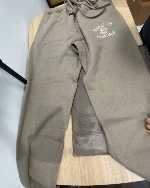 Essentials 24FW 深灰 正面小圖 棉長褲 S