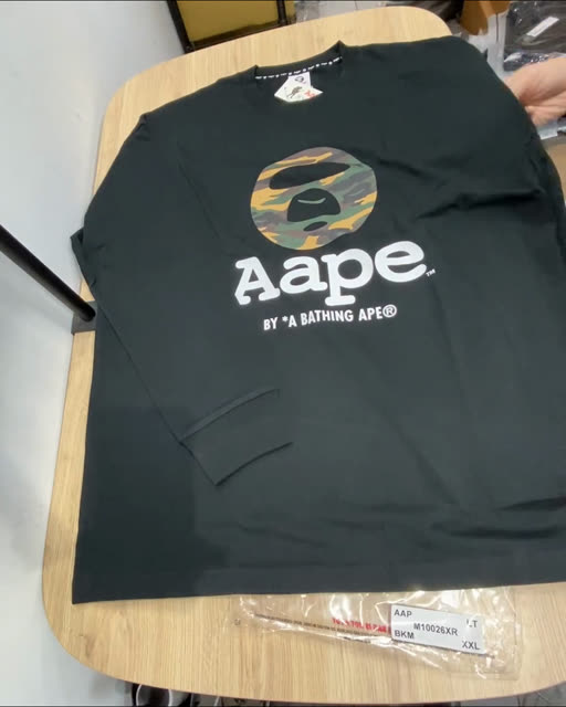 AAPE 26 正面 猿人頭 綠迷彩 薄長袖 黑 2XL