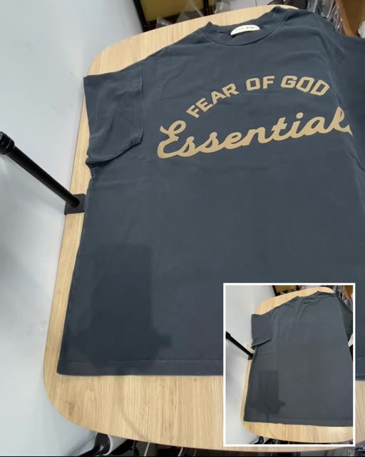 Essentials 26SS 重磅 90s 超大版型 正面 弧狀簽名字體 復古鐵黑 短袖 XL