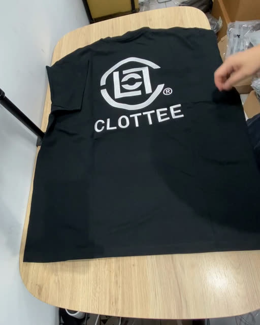 Clottee by 陳冠希 雙面刺繡款 黑底白字 短袖 2XL
