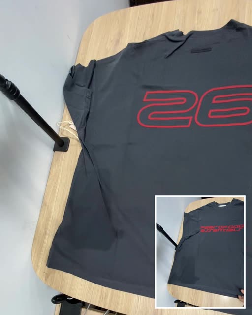 Essentials 25FW 科技字體 90S 超大版 鐵灰 短袖 L